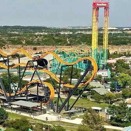 Appartement Walk To The Alamodome! Sleeps 6, Pet Friendly à San Antonio Extérieur photo