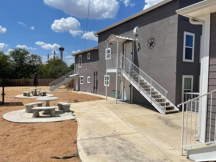 Appartement Walk To The Alamodome! Sleeps 6, Pet Friendly à San Antonio Extérieur photo