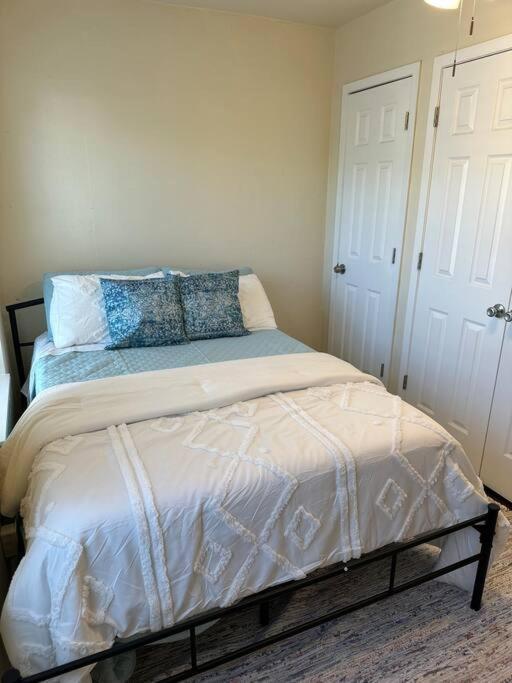 Appartement Walk To The Alamodome! Sleeps 6, Pet Friendly à San Antonio Extérieur photo