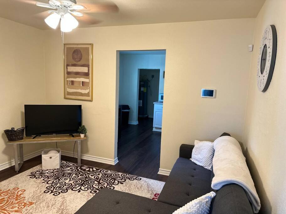 Appartement Walk To The Alamodome! Sleeps 6, Pet Friendly à San Antonio Extérieur photo