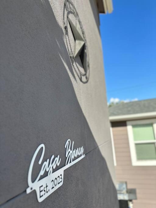 Appartement Walk To The Alamodome! Sleeps 6, Pet Friendly à San Antonio Extérieur photo